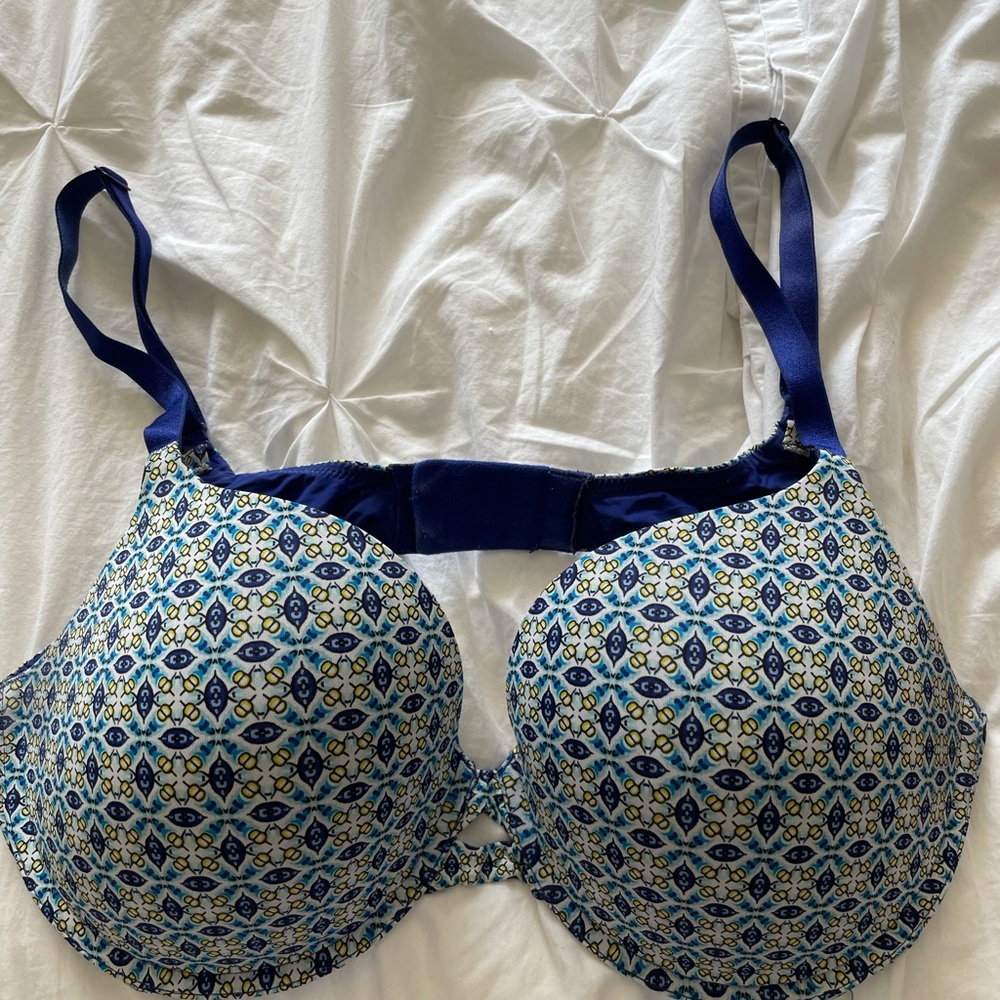 Victoria’s Secret Perfect Shape bra 38D
